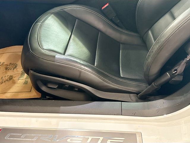 Used 2015 Chevrolet Corvette Z06 w/ 3LZ Preferred Equipment Group image 19
