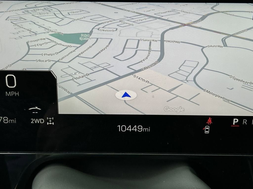 Used 2025 GMC Yukon Elevation image 12