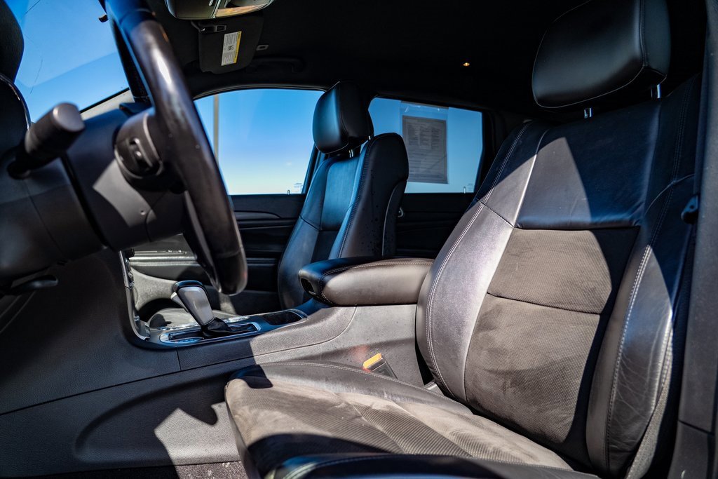 Used 2021 Jeep Grand Cherokee Laredo X image 23