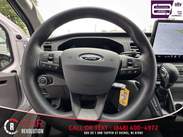 Used 2023 Ford Transit 250 Low Roof RWD image 18