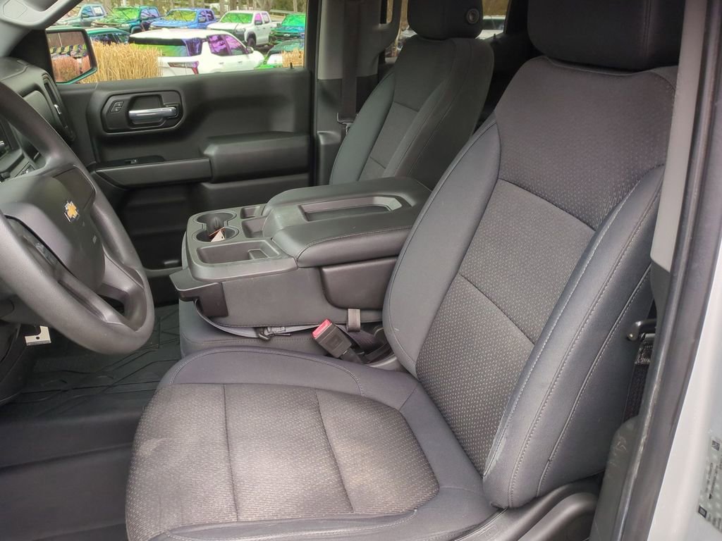 Used 2019 Chevrolet Silverado 1500 Custom w/ Custom Value Package image 14