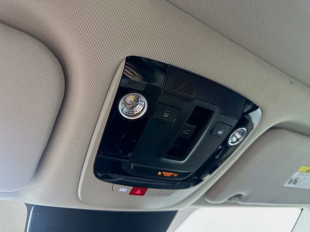 Used 2025 Kia Sorento S w/ Panoramic Sunroof Package FWD image 34