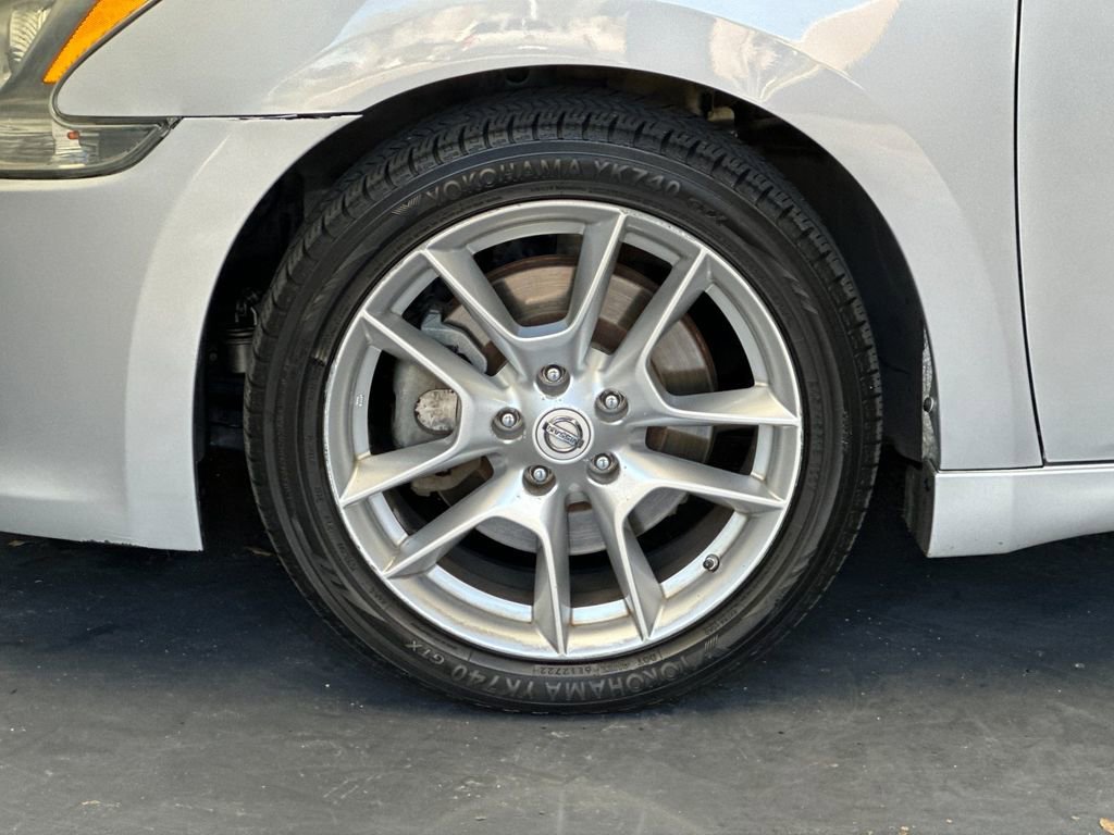 Used 2011 Nissan Maxima 3.5 SV image 22