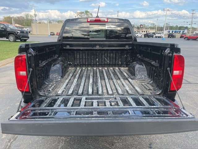 Used 2022 Chevrolet Colorado LT w/ LT Convenience Package image 7