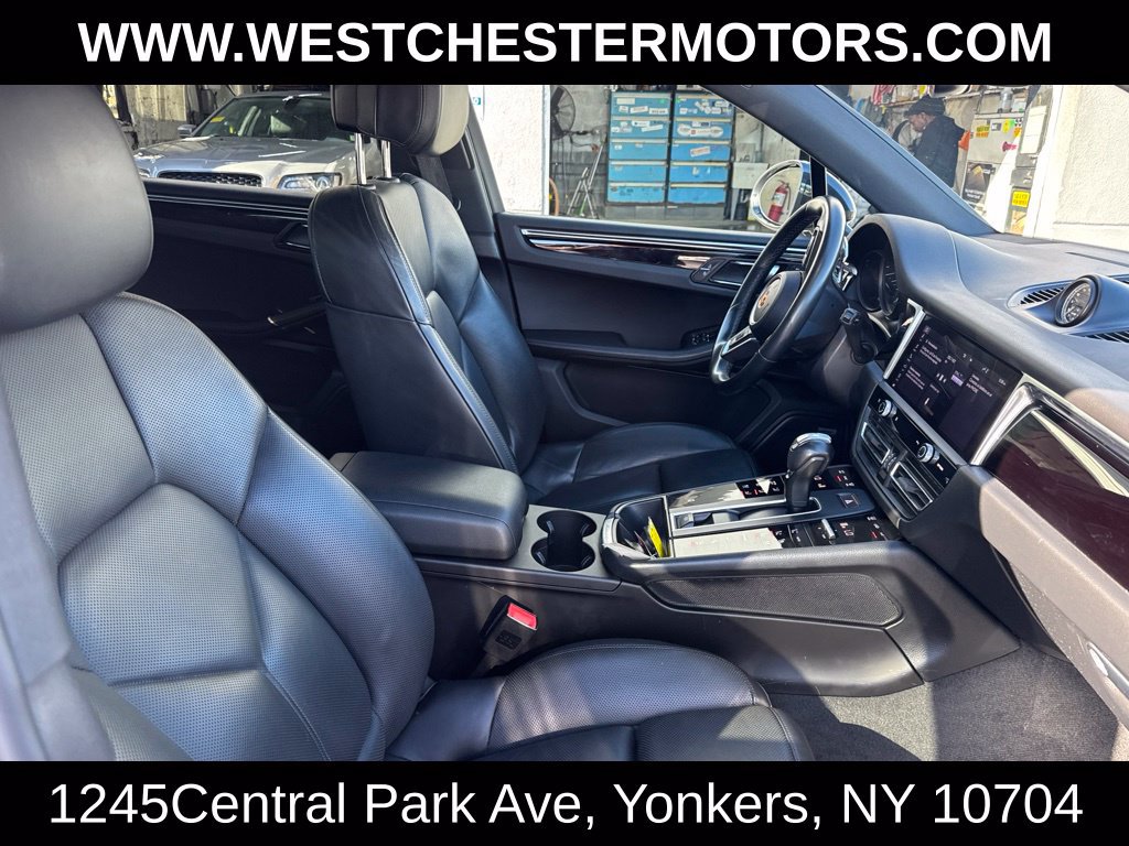 Used 2023 Porsche Macan AWD/4WD image 13
