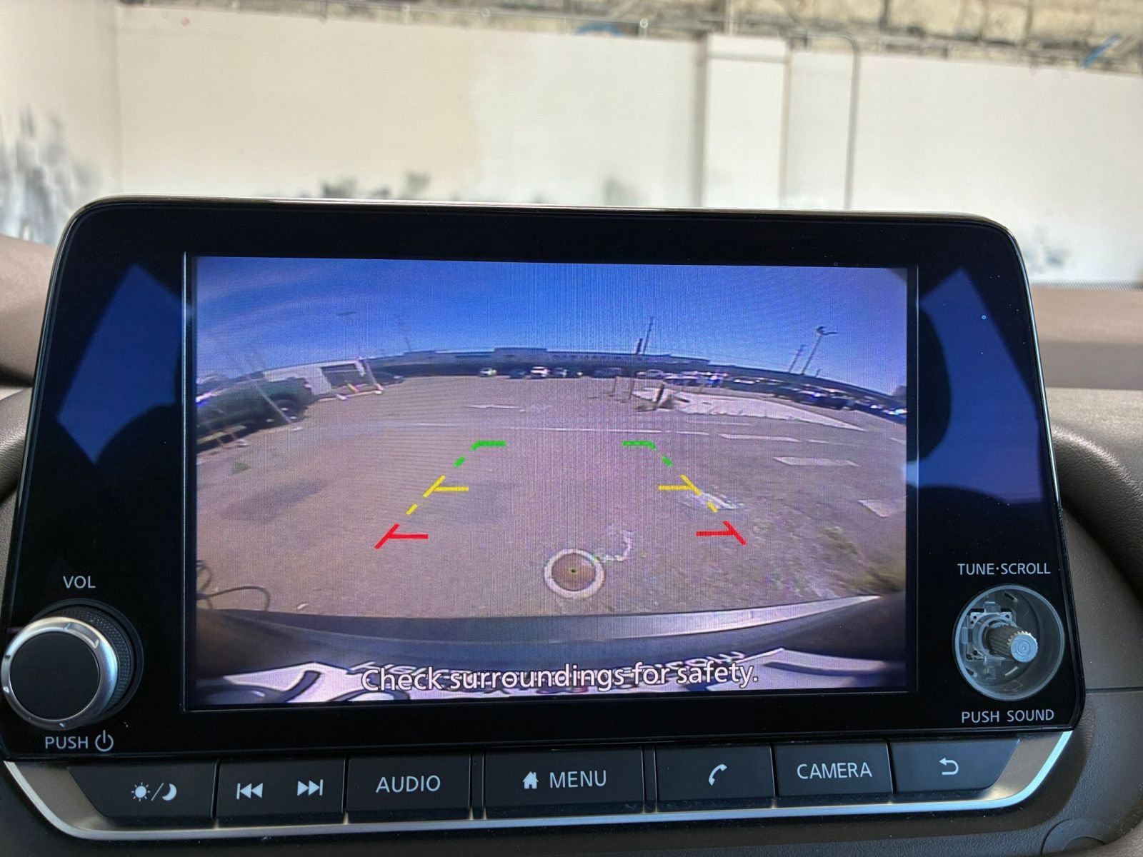 Used 2023 Nissan Rogue SV image 24