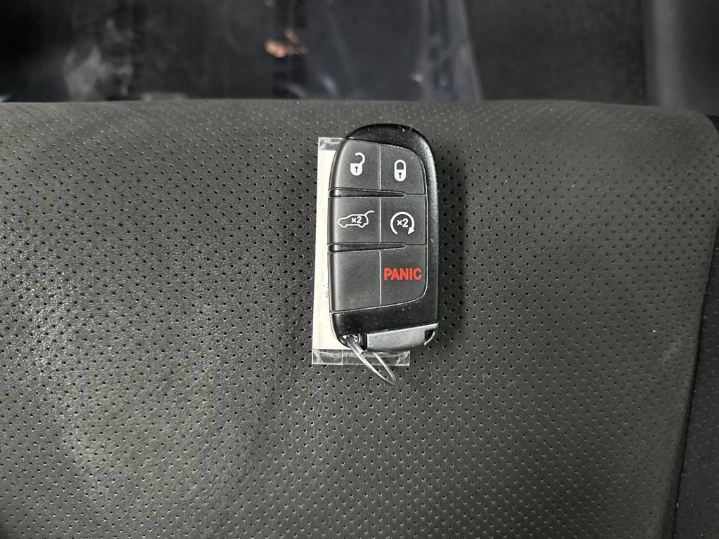 Used 2019 Jeep Grand Cherokee Trailhawk image 46