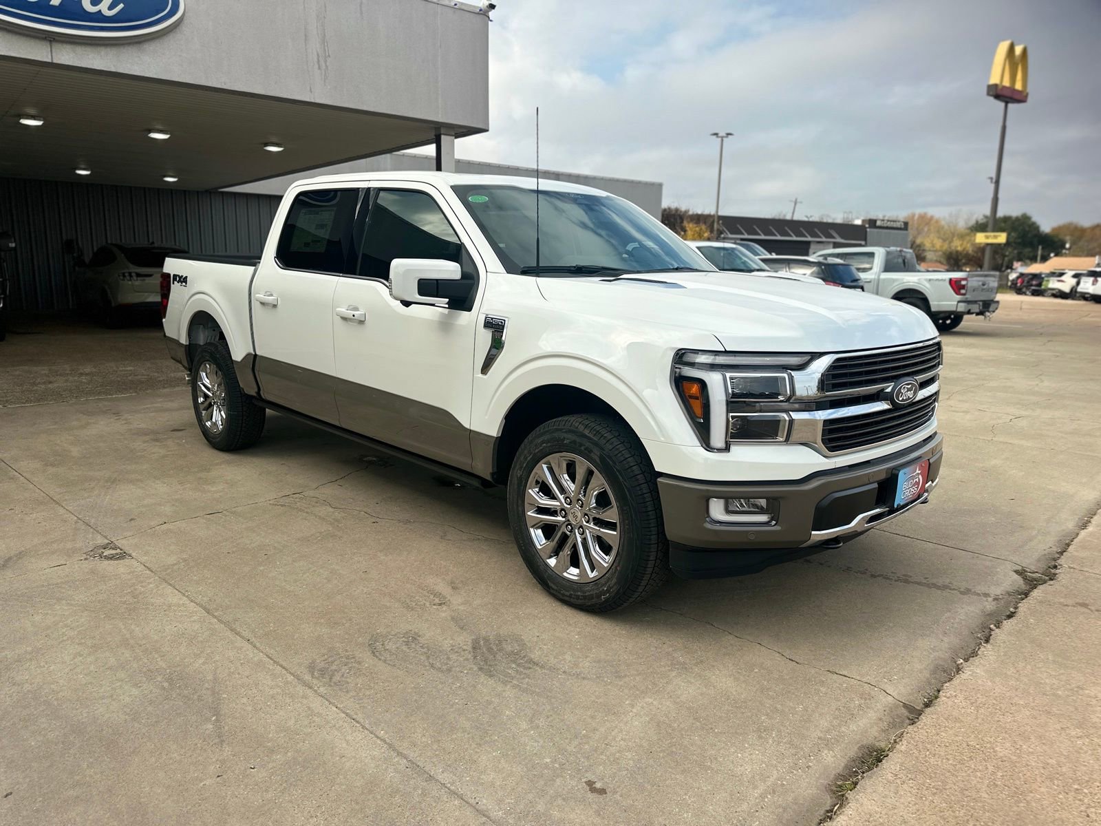 New 2025 Ford F150 King Ranch w/ FX4 Off-Road Package image 16