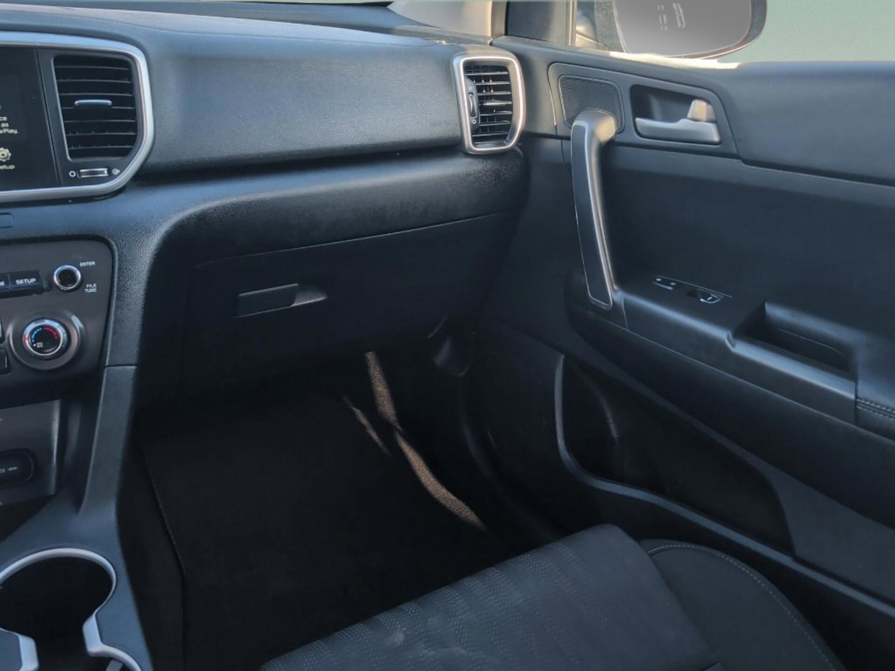 Used 2022 Kia Sportage LX image 37