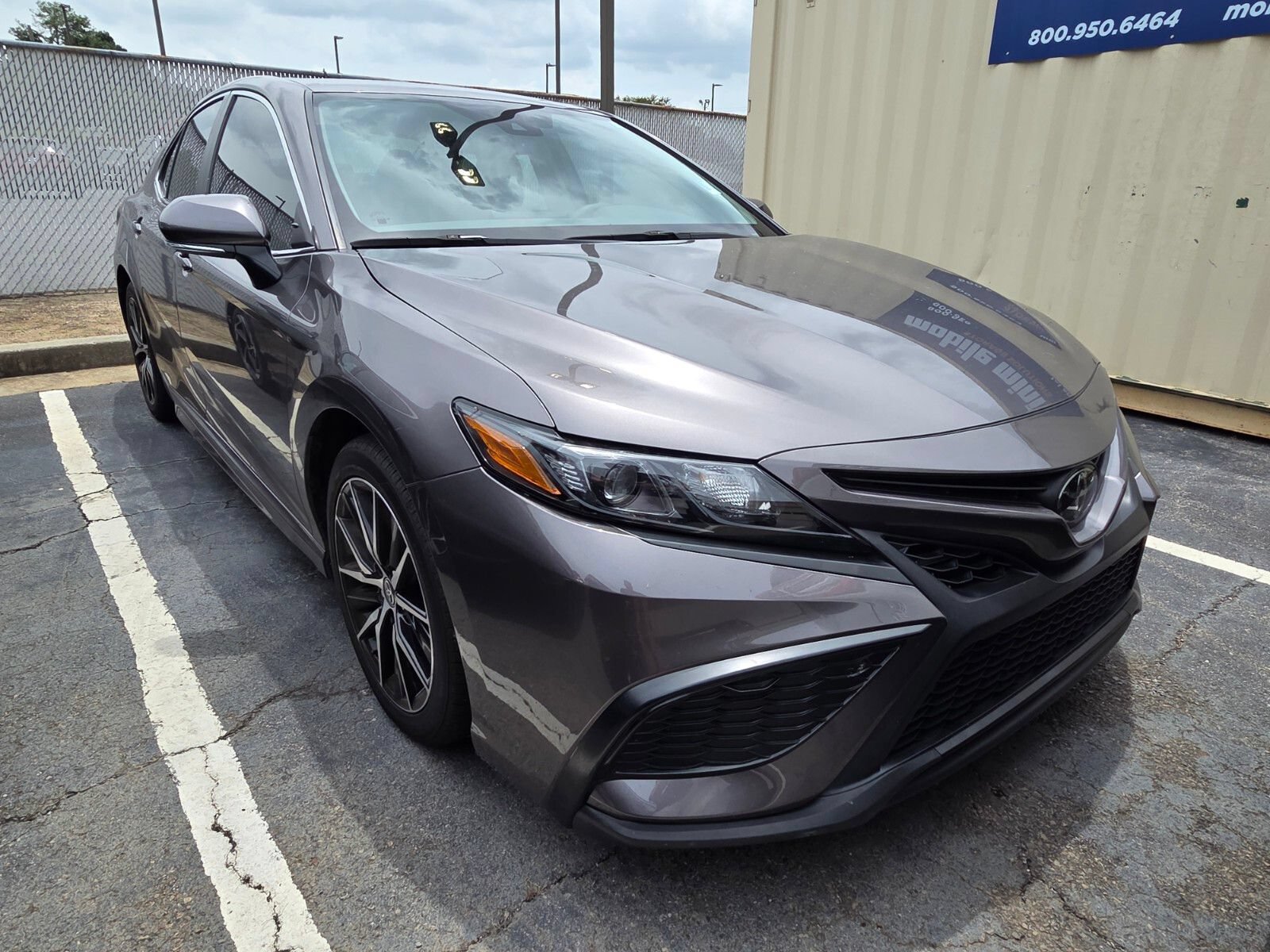 Used 2023 Toyota Camry SE w/ Convenience Package FWD image 1