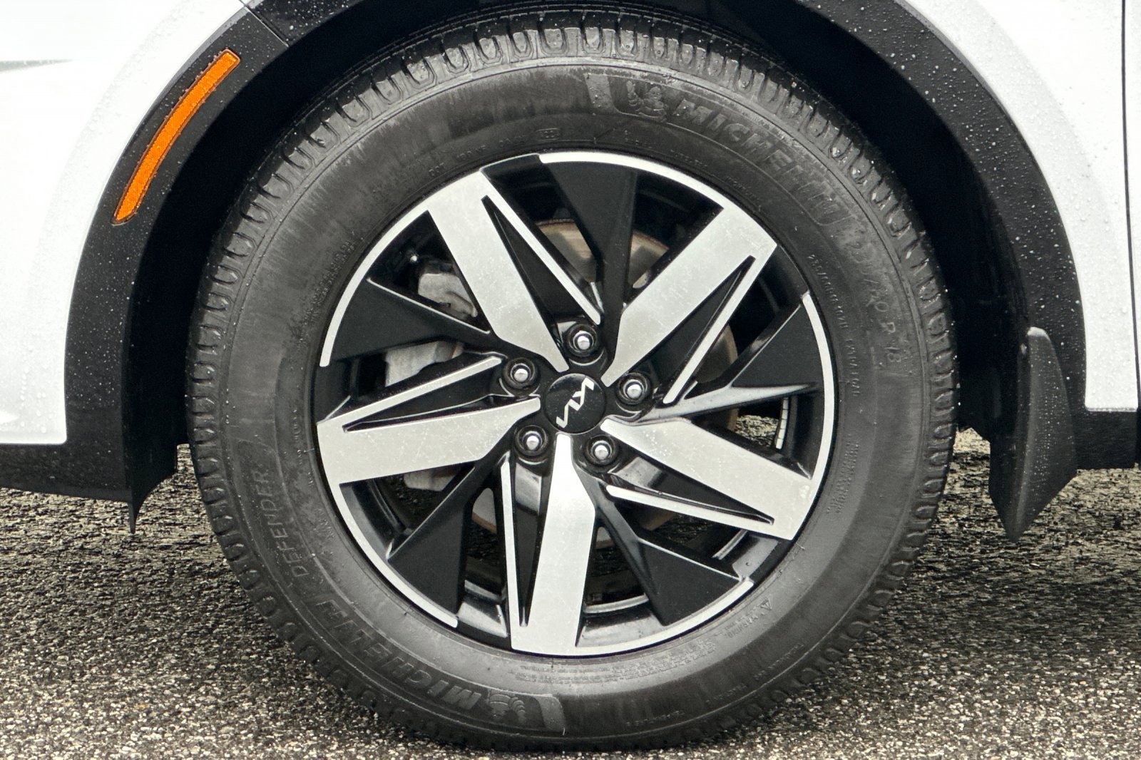 Used 2022 Kia Sorento EX w/ Panoramic Sunroof Package image 38