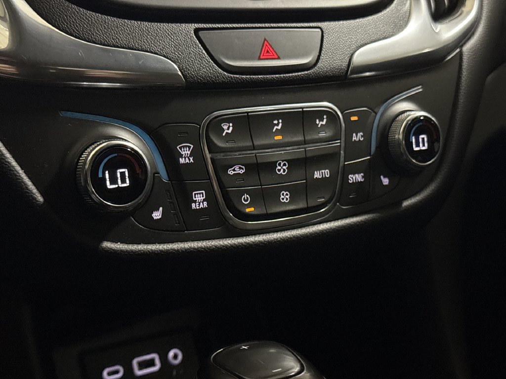 Used 2021 Chevrolet Equinox LT FWD image 16