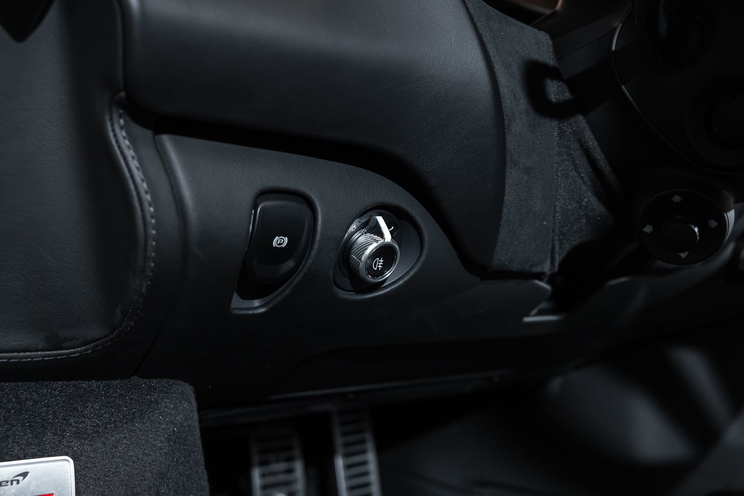 Used 2024 McLaren 750S image 36