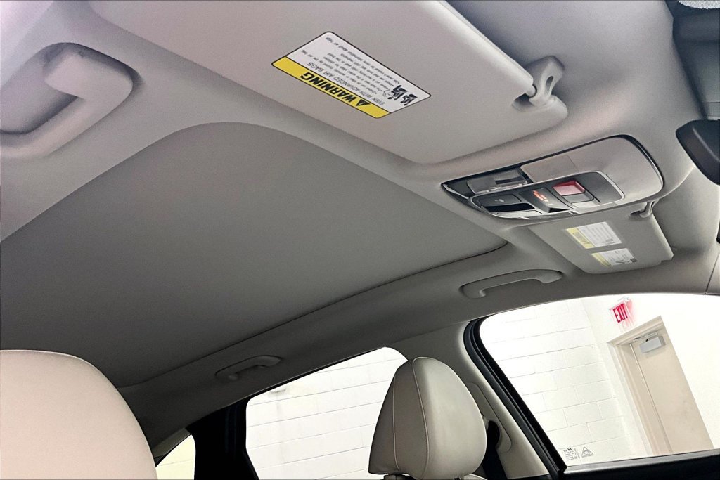 Used 2024 Hyundai Tucson Limited AWD/4WD image 19