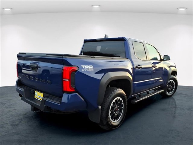 Used 2025 Toyota Tacoma SR5 image 24