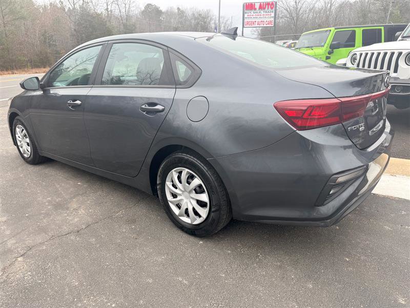 Used 2019 Kia Forte Sedan image 3