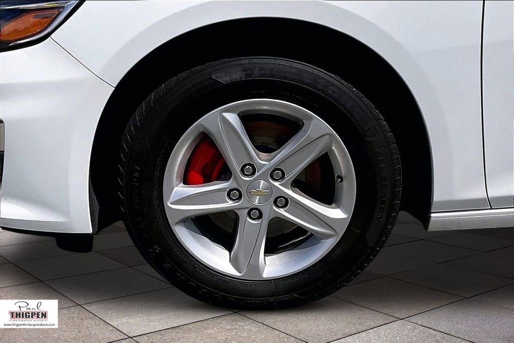 Used 2022 Chevrolet Malibu LS w/ Driver Confidence Package II FWD image 9