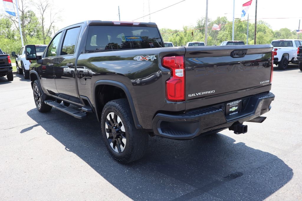 Used 2020 Chevrolet Silverado 2500 Custom w/ Custom Value Package AWD/4WD image 3