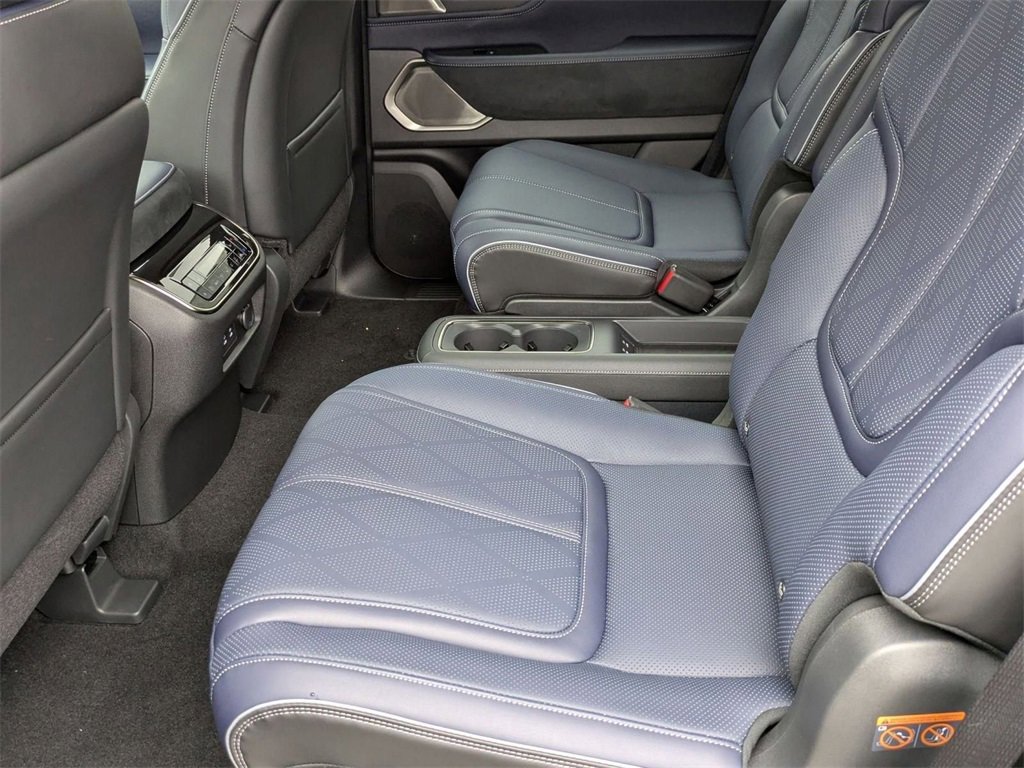 New 2026 INFINITI QX80 4WD w/ Sport Exterior Package image 28