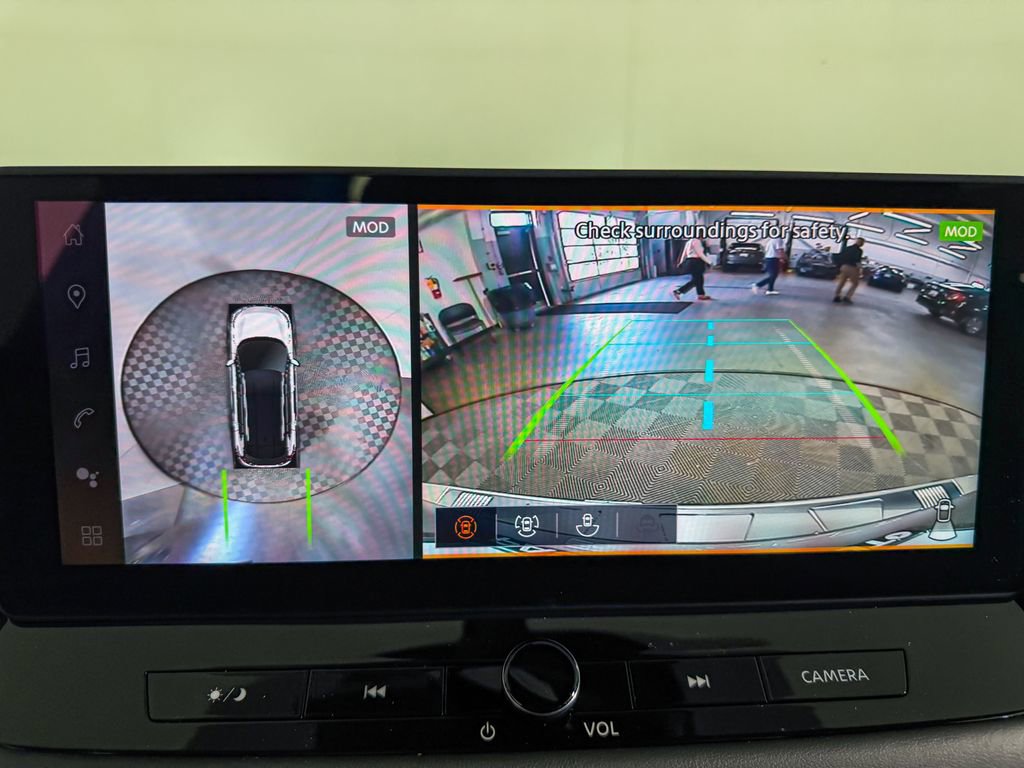 New 2026 Nissan Rogue Platinum image 42