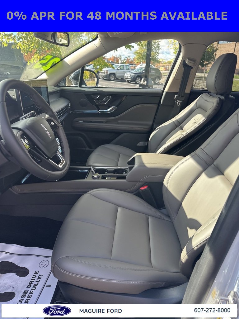 New 2025 Lincoln Corsair AWD w/ Rear Removable Package Tray image 14