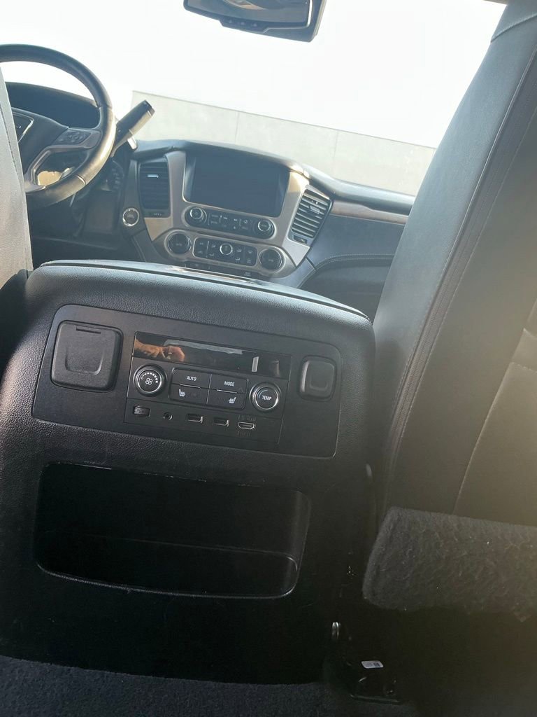 Used 2020 GMC Yukon Denali w/ Open Road Package AWD/4WD image 18