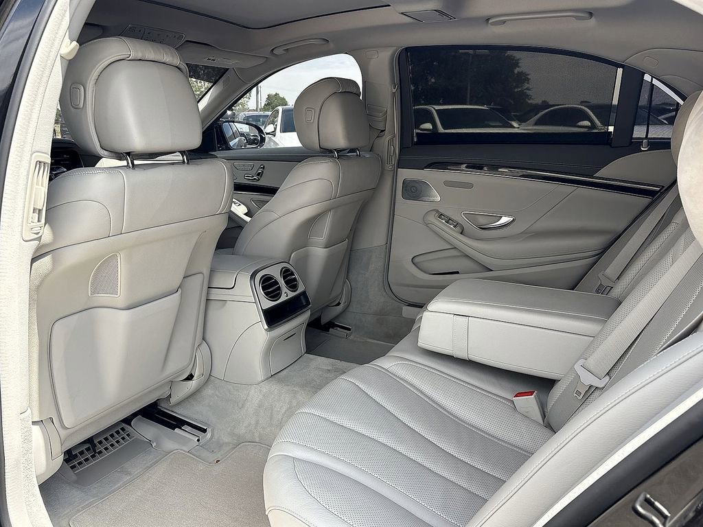 Used 2016 Mercedes-Benz S 550 Sedan image 13