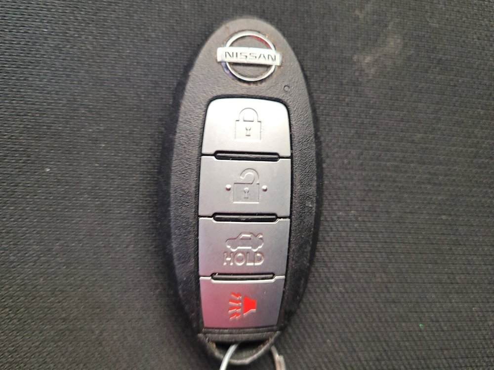 Used 2023 Nissan Sentra SV image 32