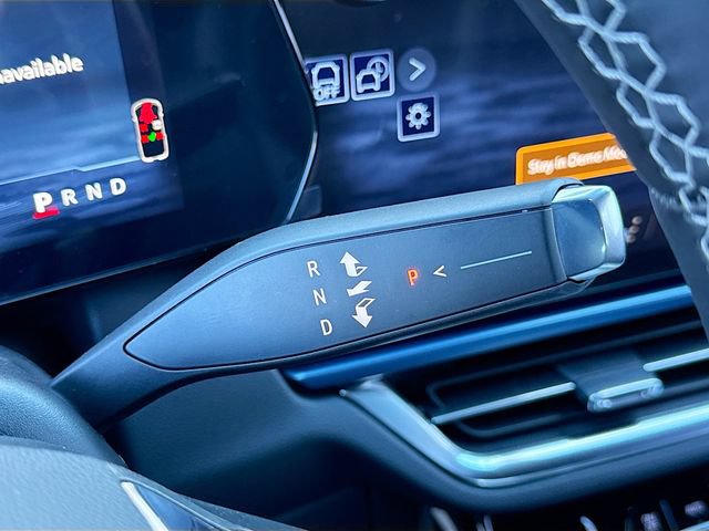 New 2026 Chevrolet Equinox EV LT FWD image 18