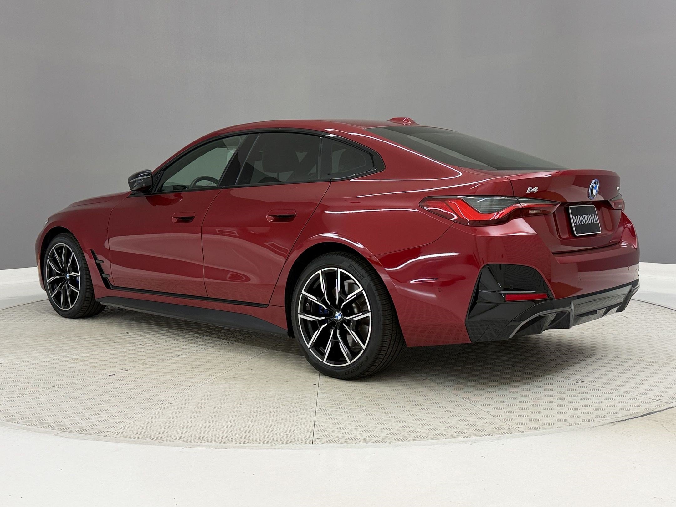 Certified 2025 BMW i4 eDrive40 w/ M Sport Package RWD image 3