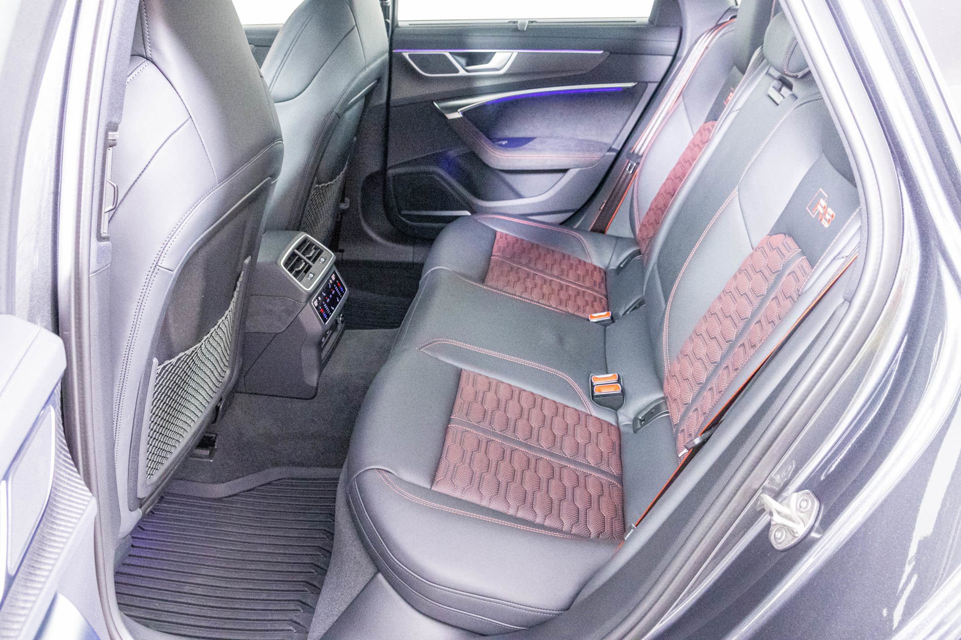 Used 2024 Audi RS 6 performance image 29