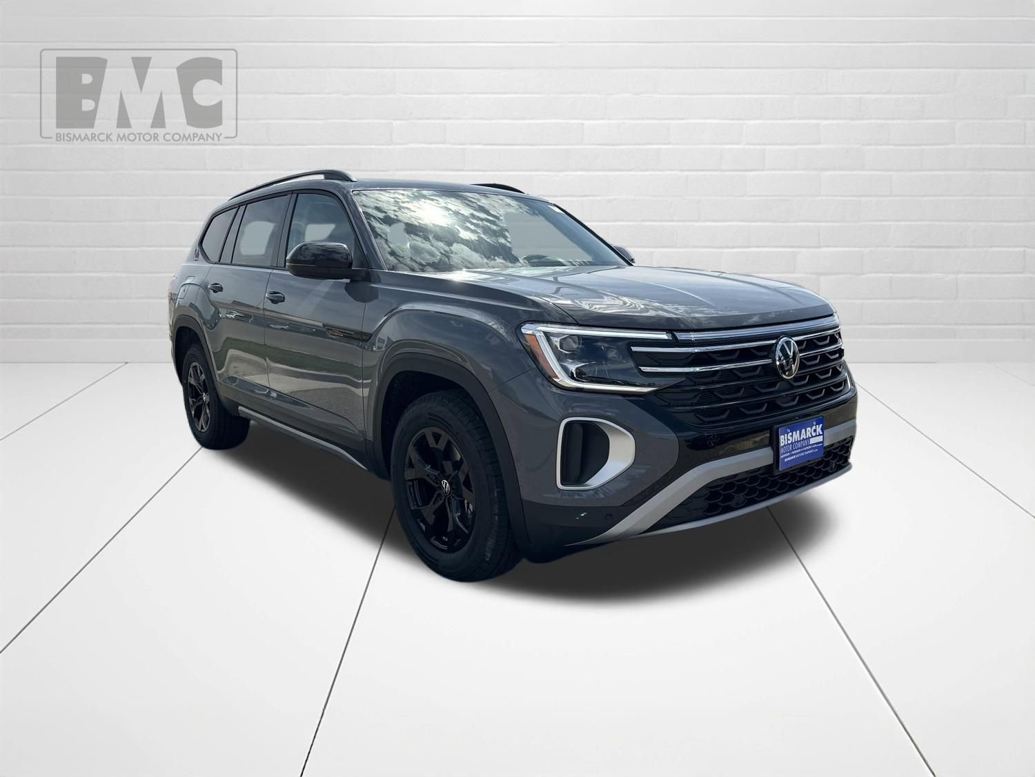 New 2026 Volkswagen Atlas Peak Edition AWD/4WD image 2