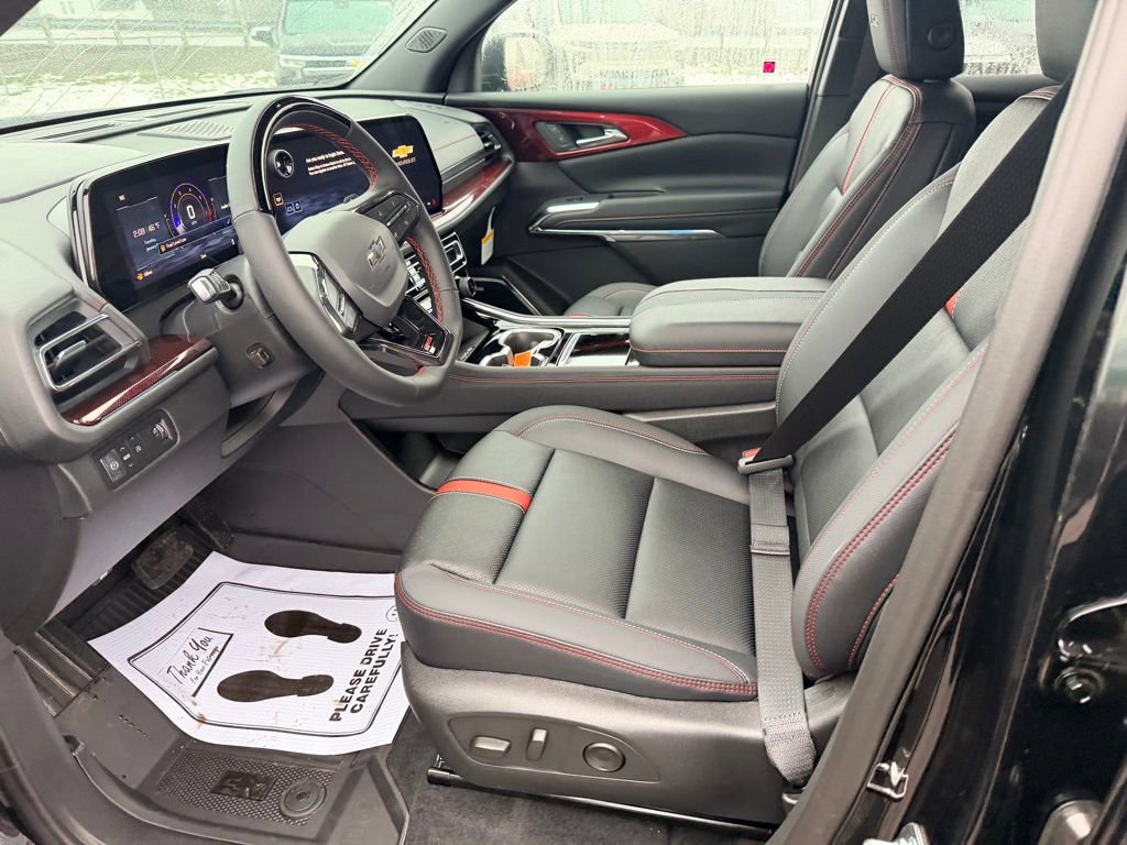 New 2026 Chevrolet Traverse RS w/ LPO, Floor Liner Package image 13