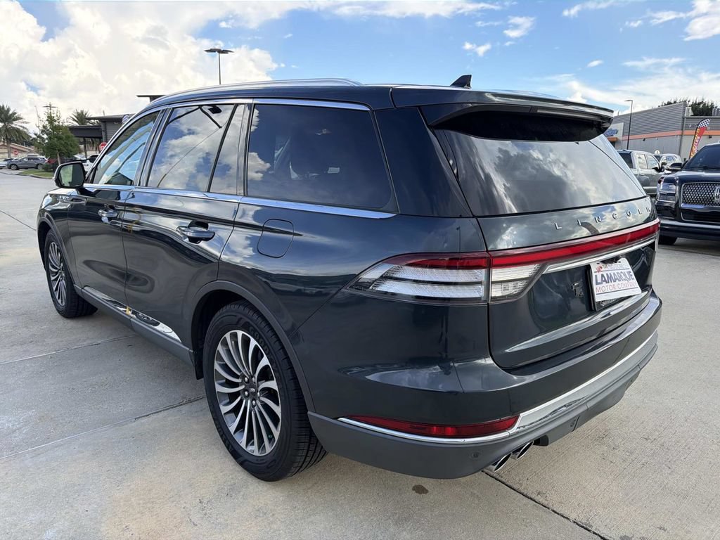 Used 2021 Lincoln Aviator Reserve w/ Class IV Trailer Tow Package RWD image 6