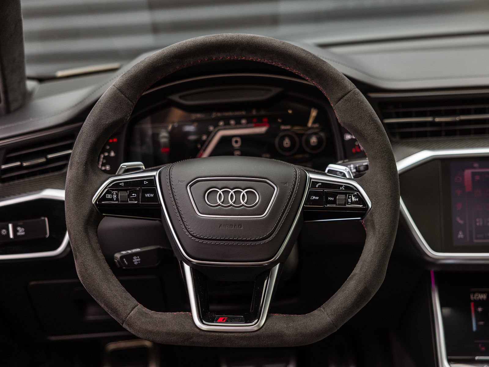 Used 2026 Audi RS 6 performance image 13