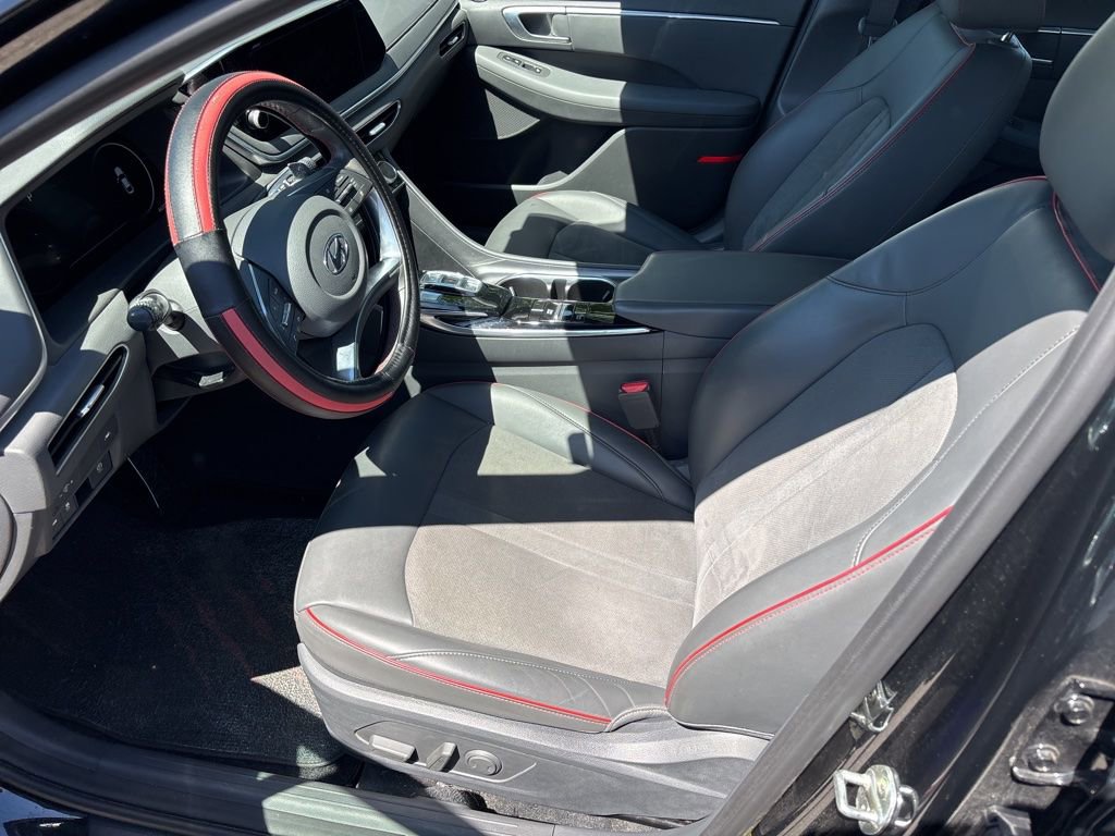 Used 2021 Hyundai Sonata SEL Plus w/ Tech Package image 13