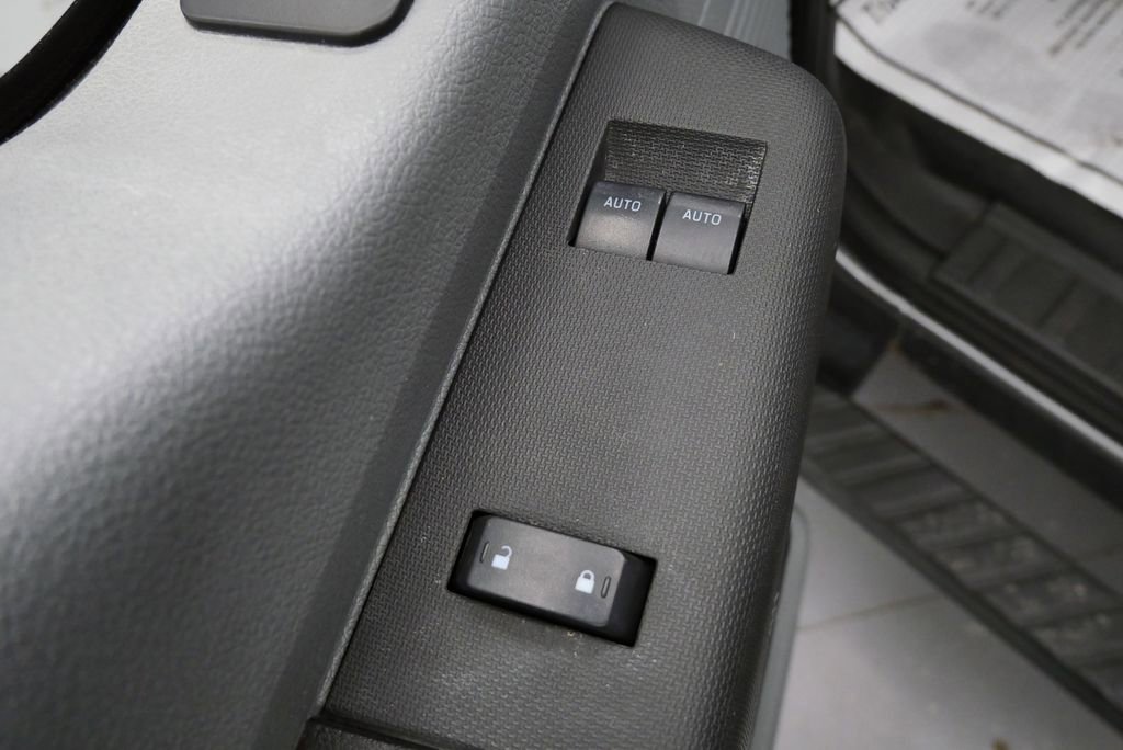 Used 2015 Ford F250 XL w/ Power Equipment Group image 14