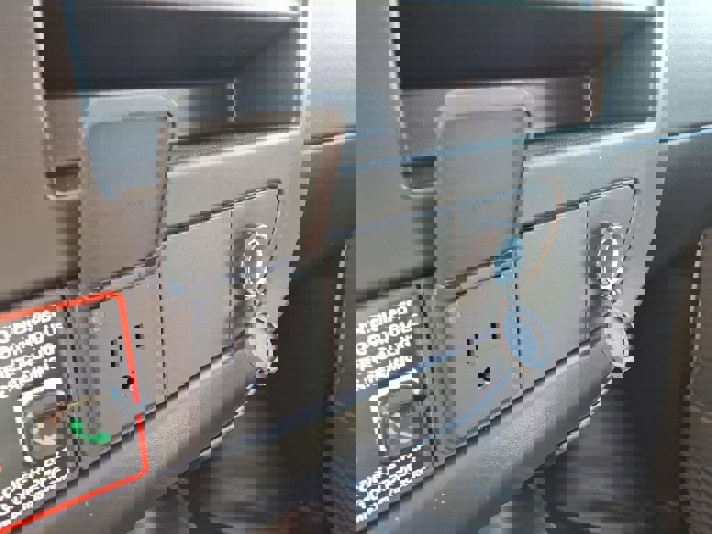 New 2026 Chevrolet Express 2500 Extended w/ Driver Convenience Package RWD image 22