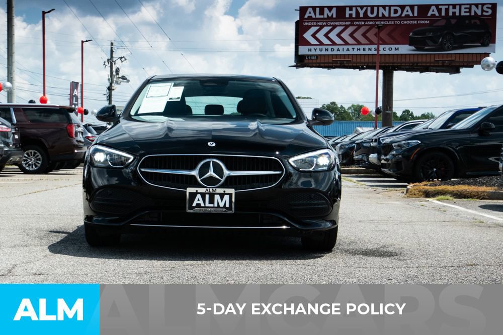 Used 2025 Mercedes-Benz C 300 Sedan image 4