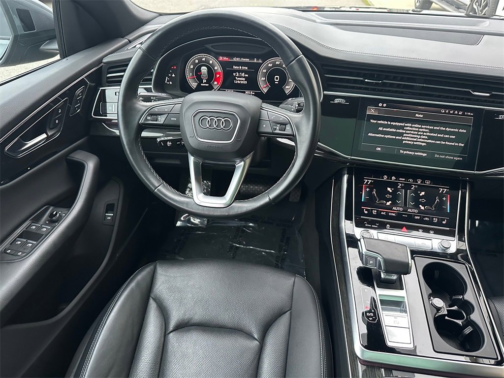 Used 2021 Audi Q8 Prestige w/ Prestige Package image 17