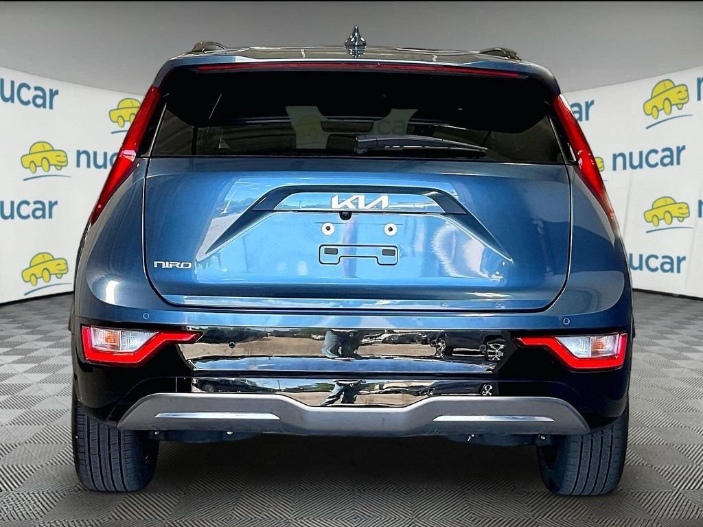 Used 2024 Kia Niro Wind w/ Wind Preserve Package FWD image 5