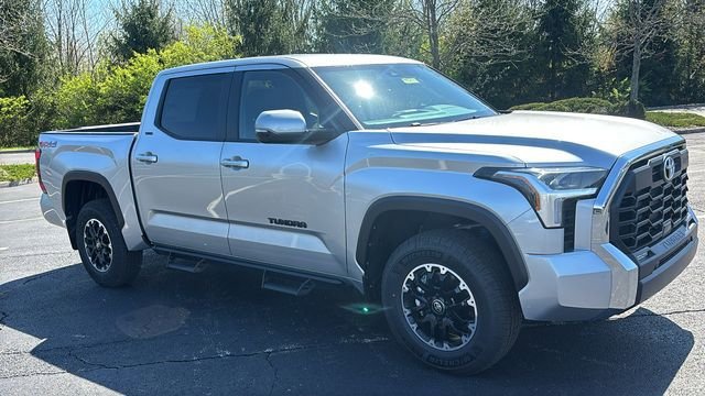 New 2026 Toyota Tundra SR5 w/ TRD Off-Road Package AWD/4WD image 31