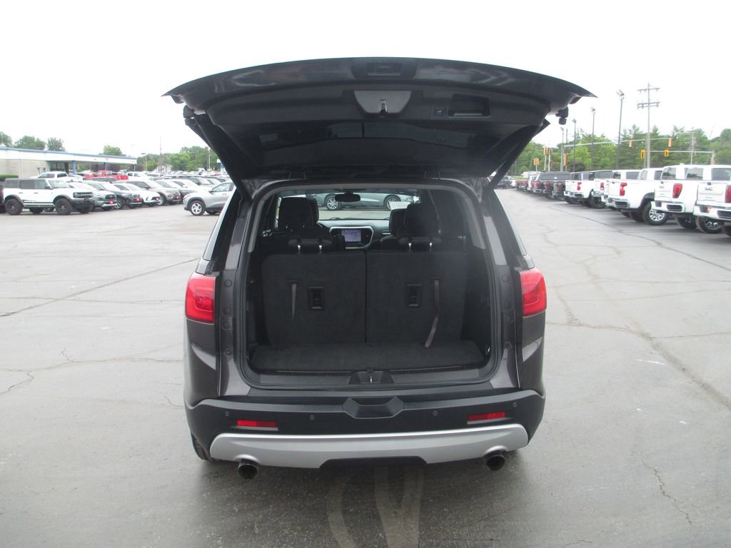 Used 2018 GMC Acadia SLT w/ LPO, Floor Liner Package FWD image 7