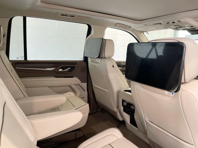Used 2024 GMC Yukon XL Denali w/ Advanced Technology Package image 16