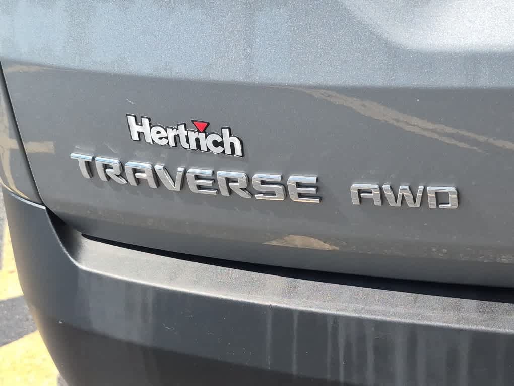Used 2023 Chevrolet Traverse LT AWD/4WD image 24