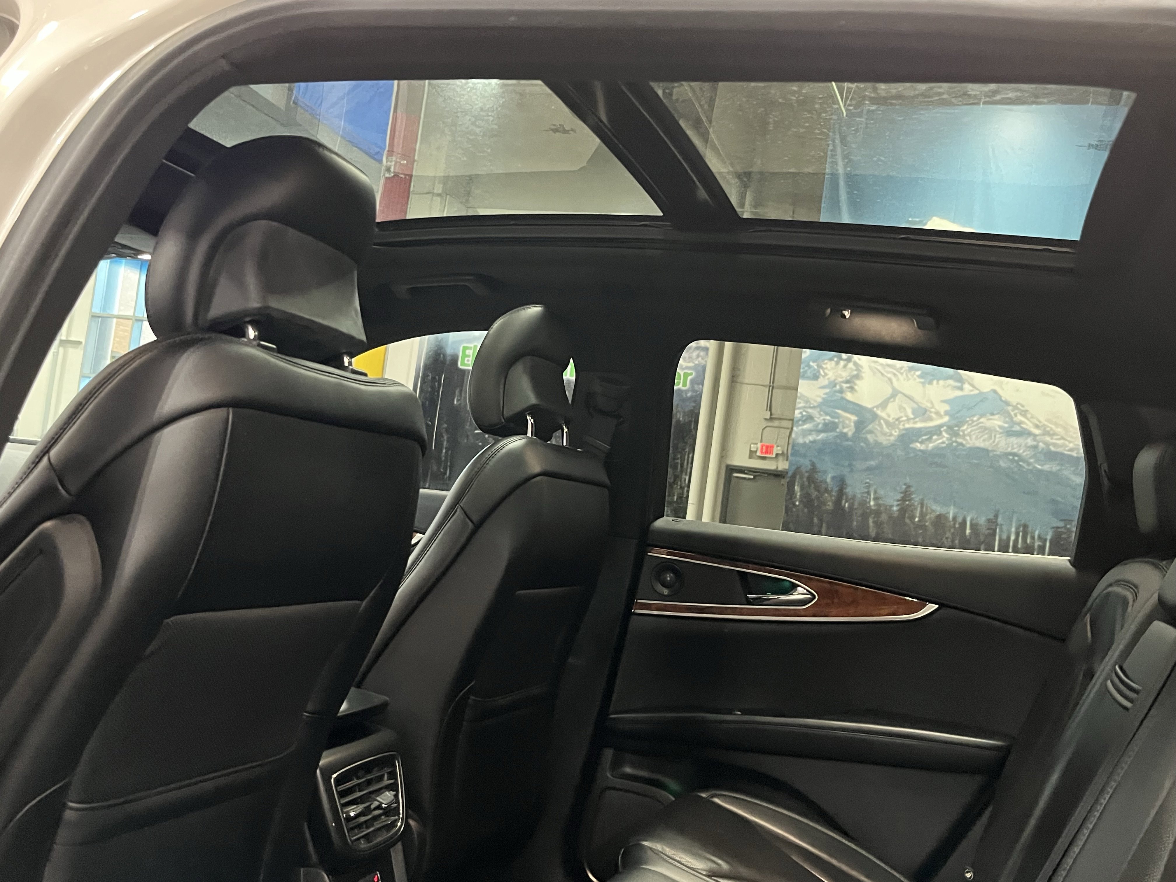 Used 2019 Lincoln Nautilus Reserve image 15