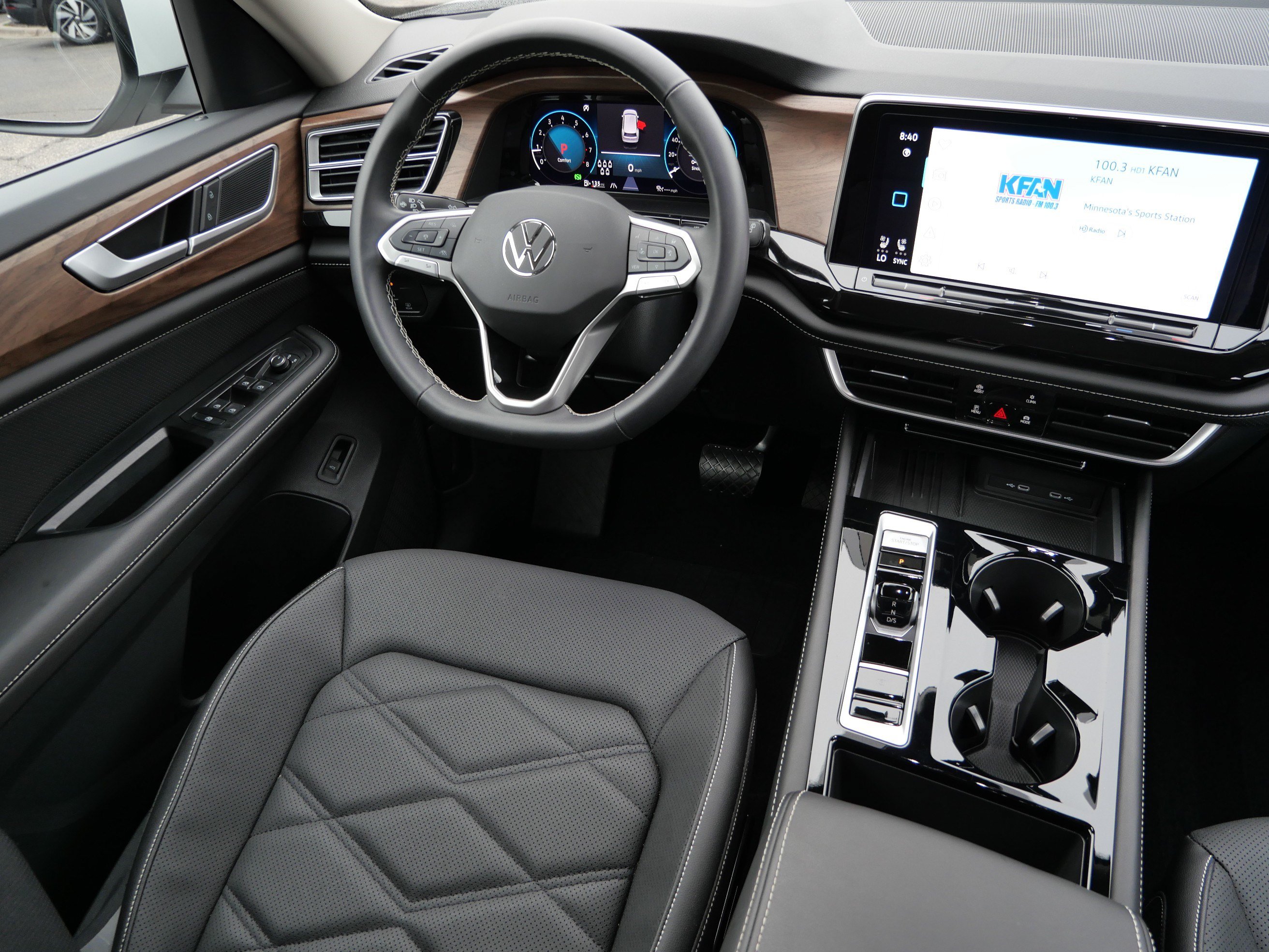 Certified 2026 Volkswagen Atlas SE AWD/4WD image 9