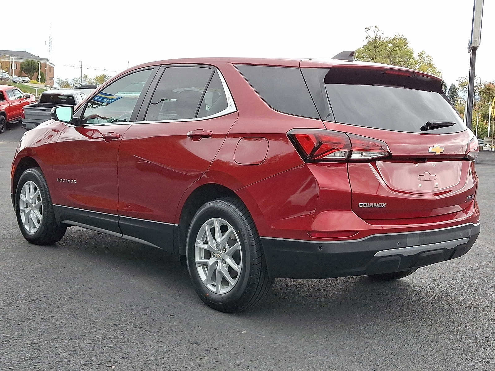 Used 2024 Chevrolet Equinox LT image 5