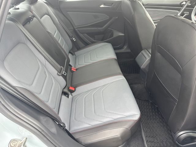 Certified 2025 Volkswagen Jetta GLI Autobahn w/ GLI Black Package image 32