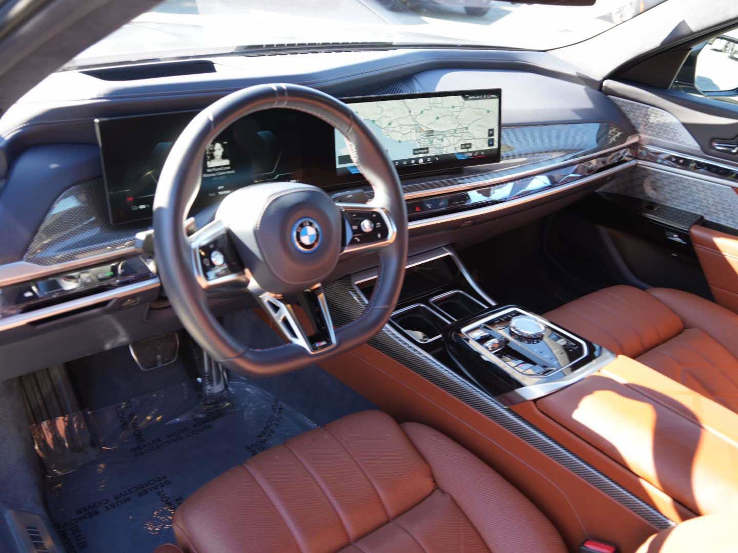 Certified 2024 BMW i7 M70 image 16